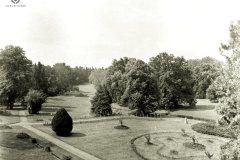 castelul-banffy-bontida-gradina