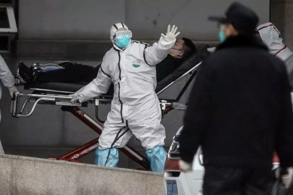 Încă un poștaș din Cluj este infectat cu noul coronavirus! A luat virusul de la soție!
