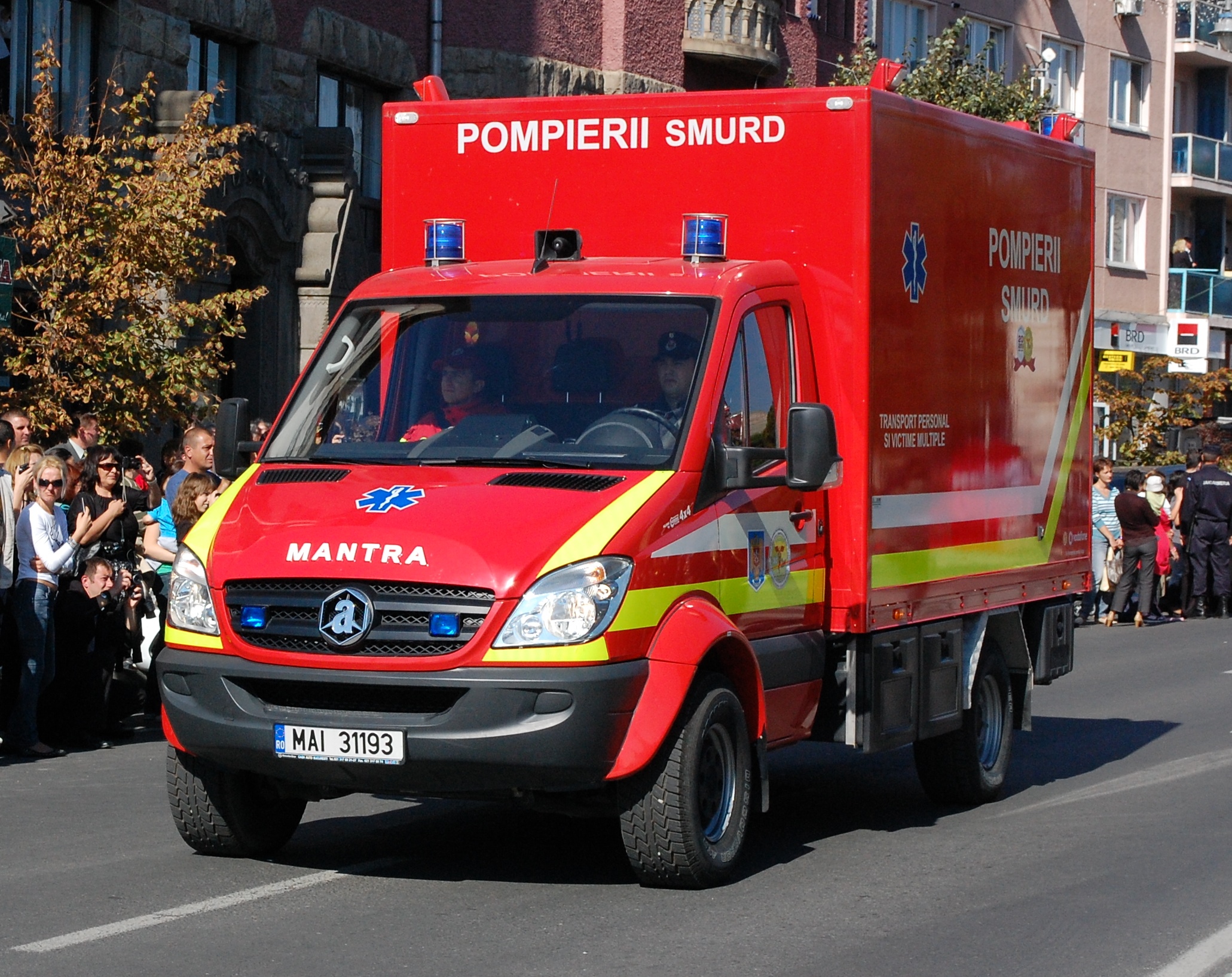 Ultimă oră! Zeci de ambulanțe la căminul de bătrâni de la Sântioana!!! Infectare masivă în rândul persoanelor în vârstă