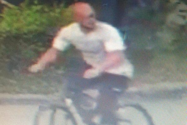 Biciclistul care a lovit o fetiță de opt ani s-a prezentat singur la Poliție! A avut mustrări de conștiință