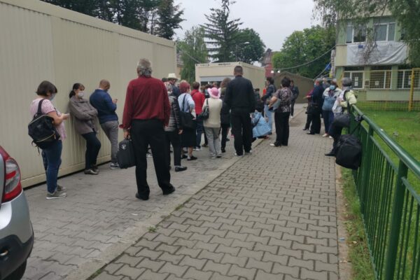 Cazuri noi de coronavirus la Oncologie! Cozile de așteptare sunt uriașe!