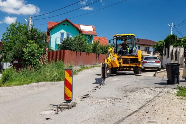 Strada Valea Fânațelor a intrat în reparații