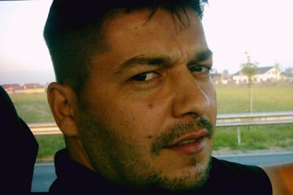 Bărbatul care și-a ucis copilul de 8 ani a fost arestat! Între timp apar noi dovezi despre incompetența polițiștilor
