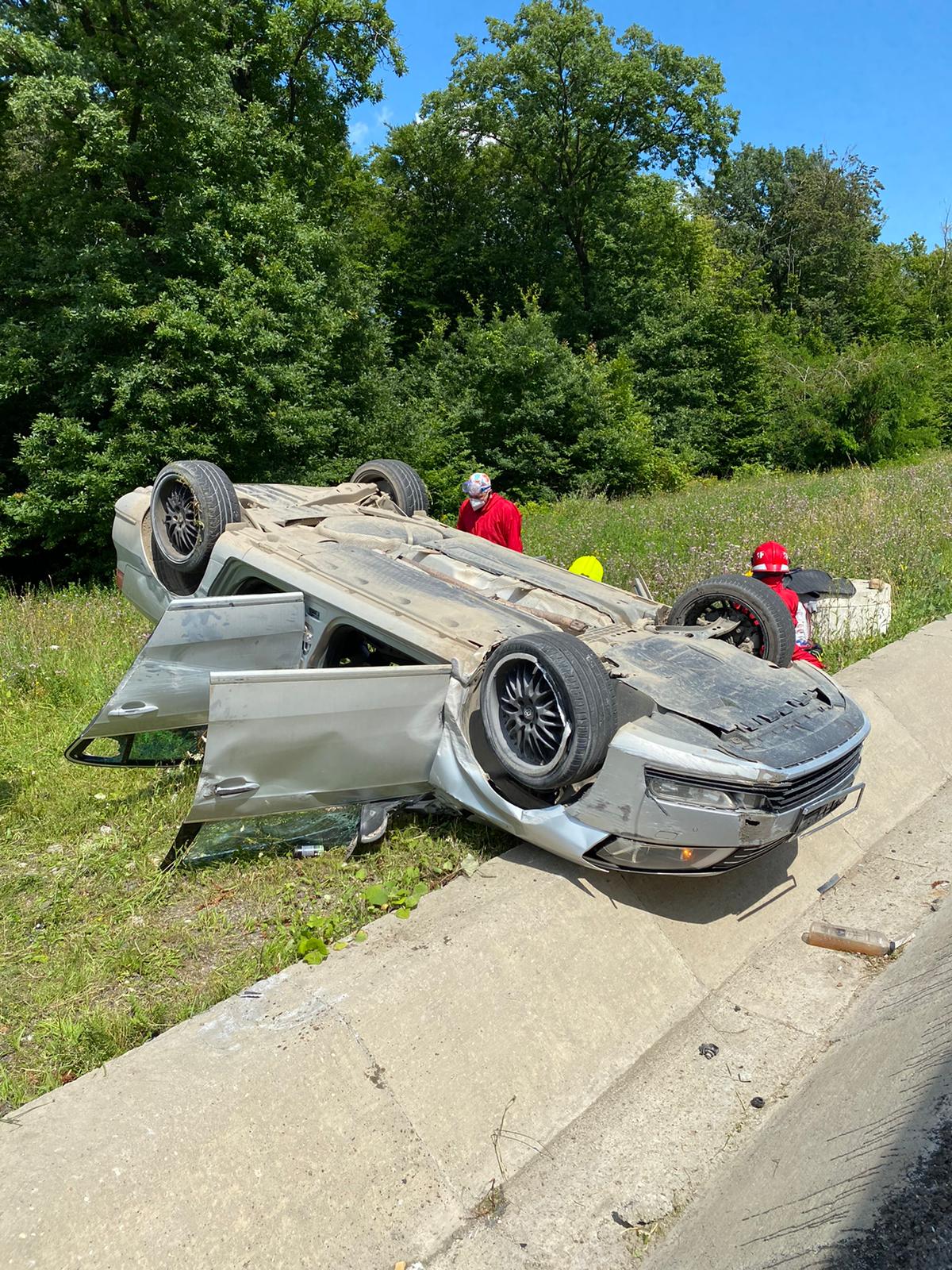 Accident pe centura Vâlcele – Apahida. Două persoane rănite