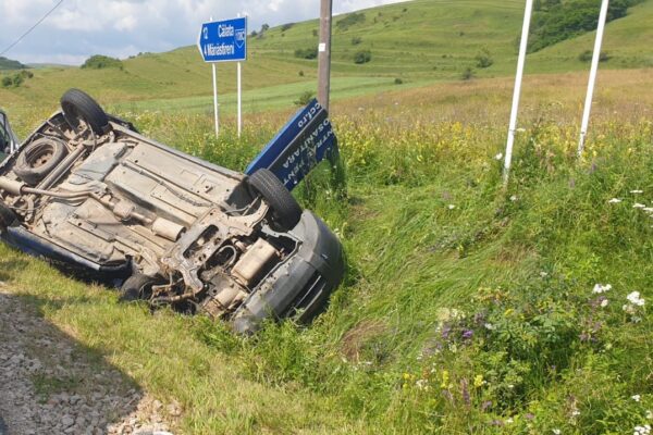 Accident grav la Mănăstireni. O persoană și-a pierdut viața!