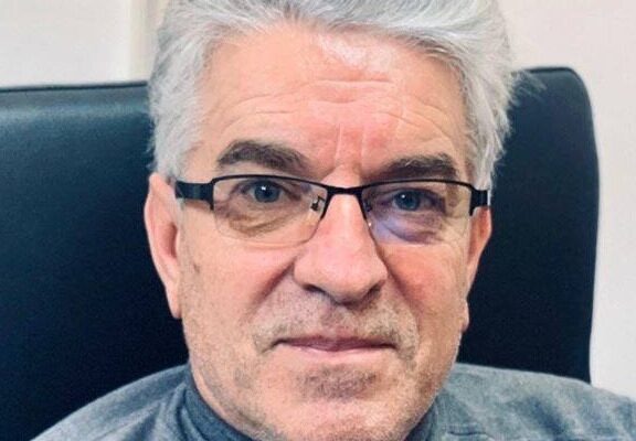 PSD Câmpia Turzii îl dă afară pe consilierul Tudorache! A distribuit o postare cu o actriță porno! Și-a făcut mea culpa!