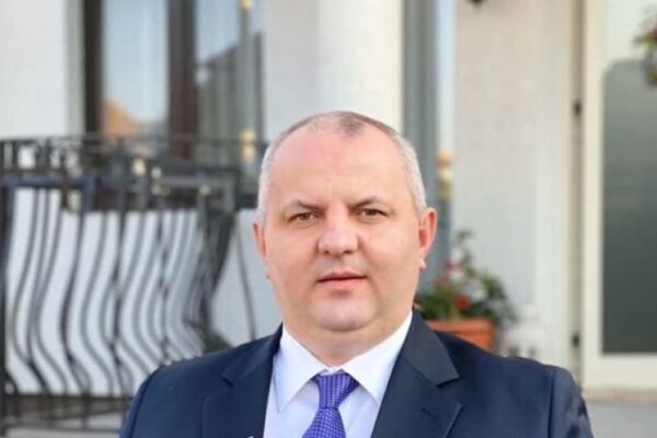 Gal Avram are de dat socoteală! Este acuzat de DNA că a luat sfânta șpagă