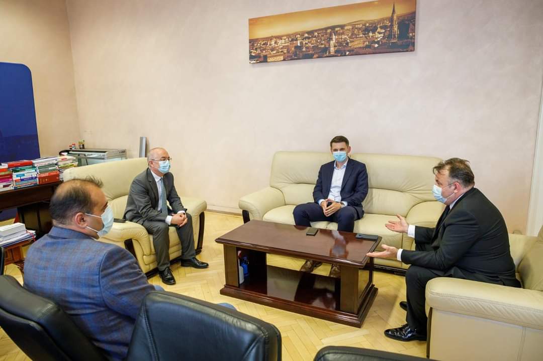 Ministrul Sănătății, vizită de lucru la Cluj pentru situația epidemiei și criza locurilor la ATI. S-a întâlnit cu primarul Emil Boc și prefectul Mircea Abrudean