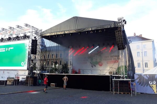 Restricții de circulație și trafic închis de Zilele Culturale Maghiare în centrul Clujului