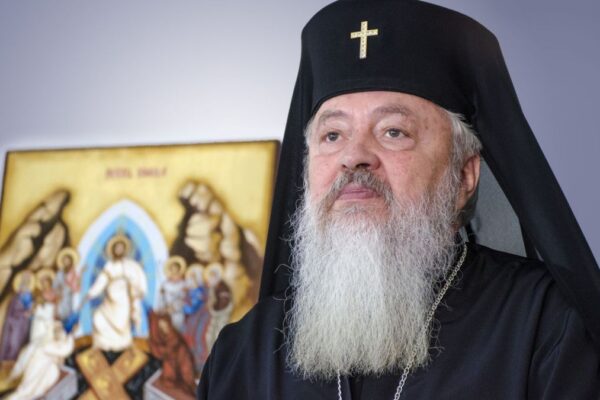 Mesajul mitropolitului Clujului: Iisus Hristos este „doctorul cel mare”. Poate tămădui pandemia