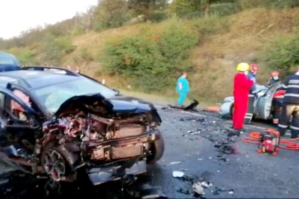 ACCIDENT grav în Baciu. O femeie a murit și altre trei persoane rănite