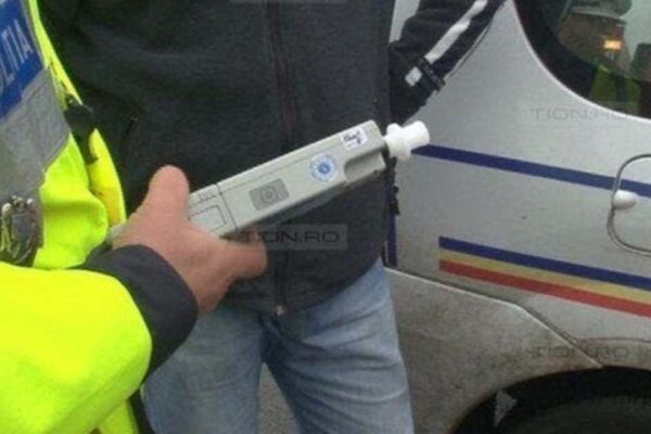 Un șofer „crăpat de beat” a fugit ca-n filme de polițiști prin Făget, dar a fost prins!