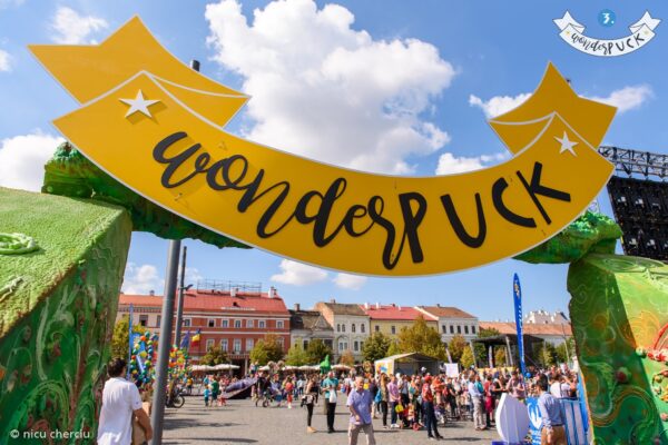 Astăzi începe la Cluj festivalul stradal „WonderPuck”. Va fi transmis și online