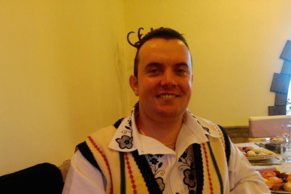 Numirea ”lăutarului” Nistor în funcția de șef al Filarmonicii Cluj, o mare ABERAȚIE! Un renumit dirijor ia poziție!