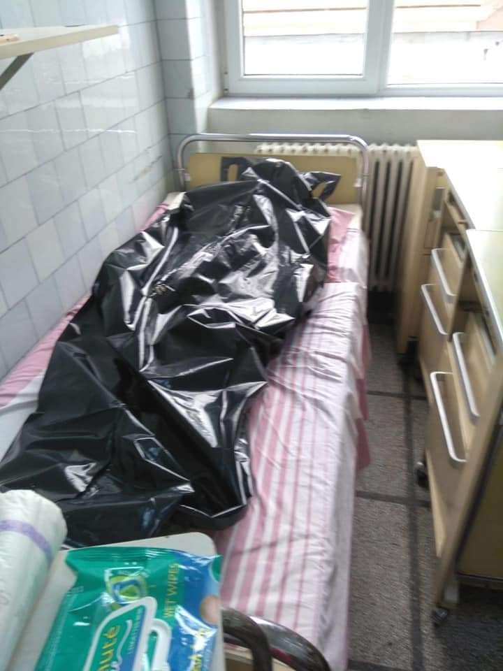 Imgini de groază într-un spital Covid 19, din România! Oamenii sunt lăsați să moară pe jos! Lagăr de exterminare în toată regula!