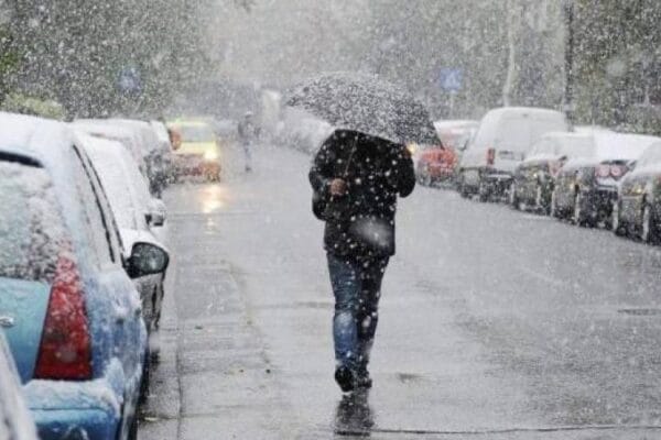 AVERTIZARE METEO de vânt, polei și ninsori, prelungită