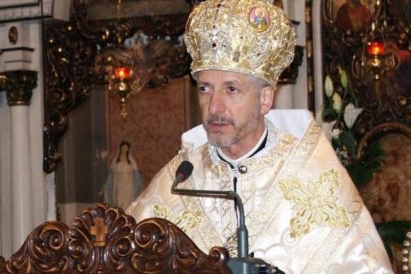 Episcopul de Cluj Gherla a fost infectat cu Covid19! Îi dorim multă sănătate!