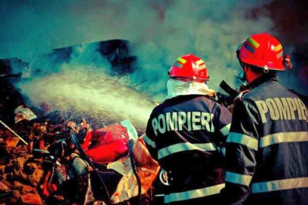 O femeie de 70 de ani a fost ucisă în propria casă! Incendiul a fost pentru a ascunde urmele!