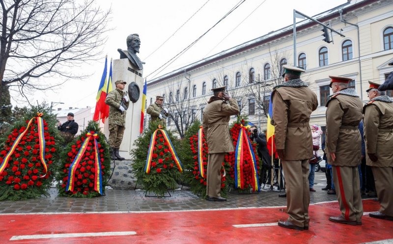 Ziua Unirii Principatelor Române, marcată duminică la Cluj-Napoca cu depuneri de coroane la bustul lui Cuza