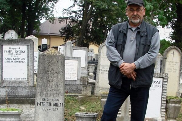 Vânătorii de securiști au ajuns prea târziu la cel mai feroce ofițer securist. Nu are nici măcar cruce la mormânt