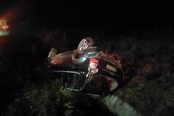 Noaptea neagră a accidentelor în Cluj. S-a răsturnat cu mașina pe centura Vâlcele Apahida