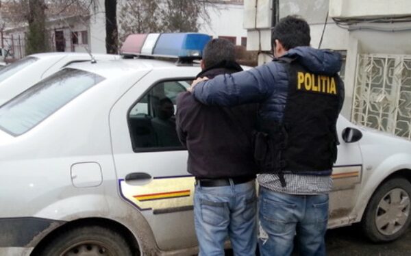 Metoda ”moștenirea” face victime. Polițiștii atrag atenția.