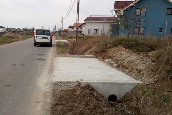 CJ Cluj a reluat lucrările de realizare a acceselor la proprietăți pe mai multe drumuri județene