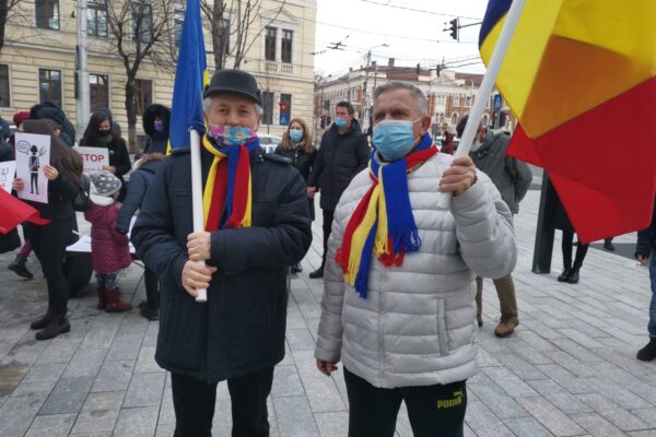 Funar de la PAUR la AUR. A participat la protestul AUR Cluj și a scandat ”Arafat arestat”!