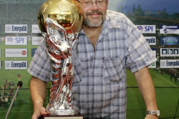 Unul dintre autorii istoriei clubului CFR Cluj, Zoli Cantor, este internat în spital. Are nevoie disperată de sânge