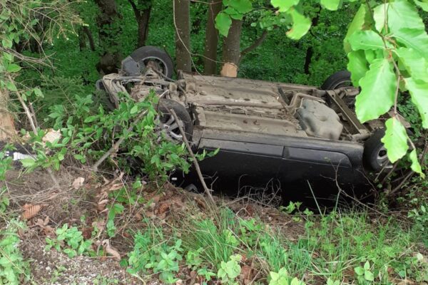 Accident grav la Mărișel. Au scăpat ca prin minune