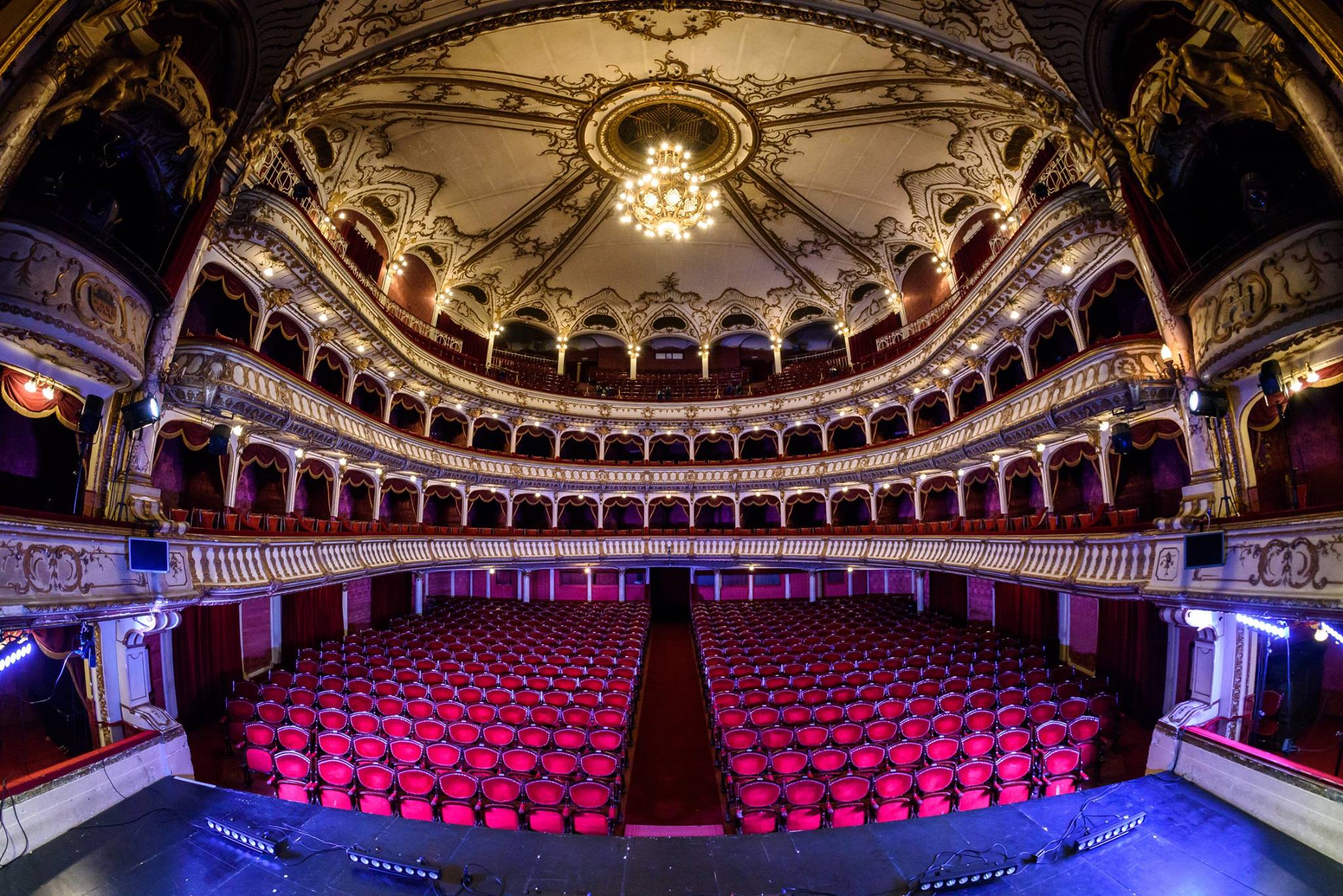 Teatrul Național îi așteaptă pe clujeni la Noaptea Porților Deschise. Află programul!