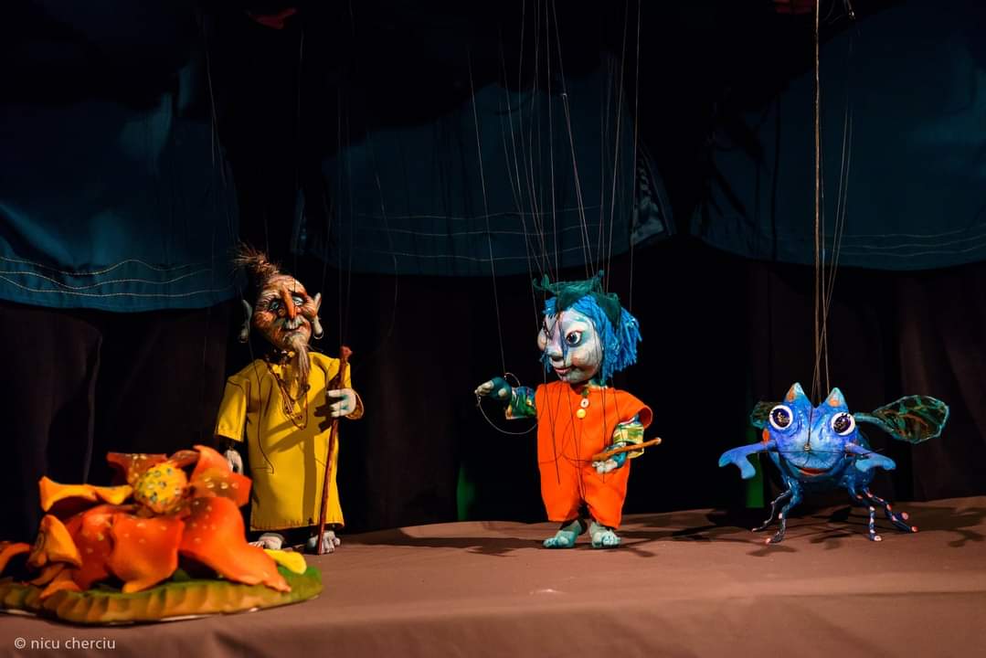 Spectacole pentru copii și adolescenți, la Teatrul de Păpuși „Puck”
