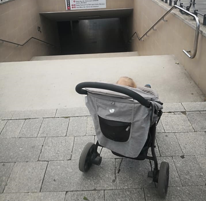 Amatorism administrativ la Pasajul Gării. Mamele cu cărucioare sau persoanele cu dizabilități vor trebui să învețe să zboare – FOTO