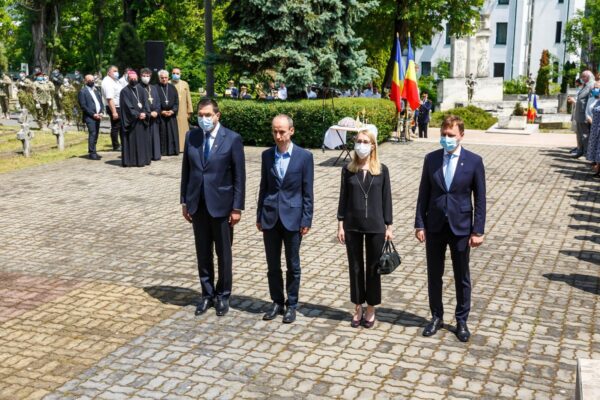 Deputatul AUR Cluj, Ilie Coleșa, nu ține cont de lege! Parlamentarul a fost singurul oficial care a refuzat să poarte masca de Ziua Eroilor