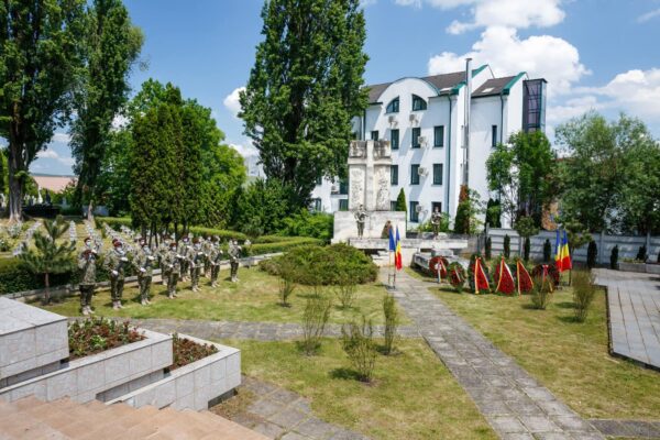 Ziua Eroilor, marcată astăzi la Cluj-Napoca de reprezentanții primăriei și Consiliului Județean Cluj