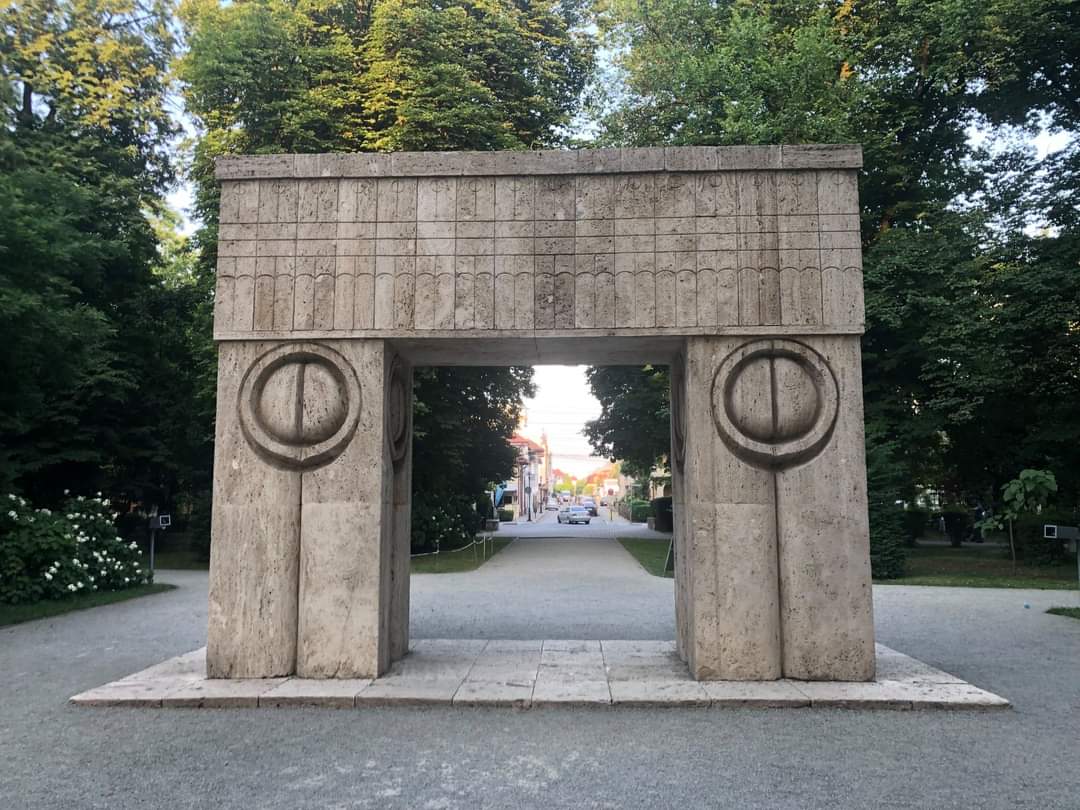 Muzeul de Artă din Cluj îl omagiază pe renumitul sculptor Constantin Brâncuși cu o expoziție inedită