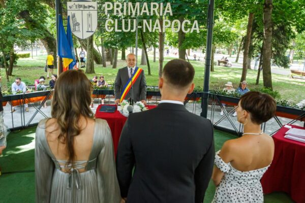 70 de căsătorii oficiate în acest weekend în Cluj-Napoca