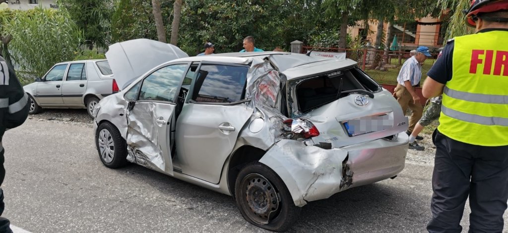 ACCIDENT la Tureni între un tir și două mașini, pe drumul Cluj – Turda