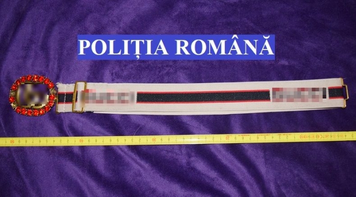 Casa unei hoațe de haine, percheziționată de polițiști! Două femei au fost prinse la furat într-un magazin din Cluj-Napoca