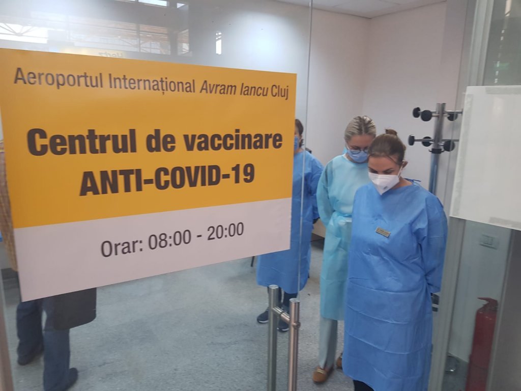 1000 de pasageri s-au vaccinat împotriva COVID-19 de pe Aeroportul Internațional „Avram Iancu” Cluj