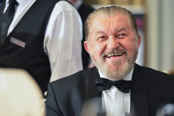 Ce pensii au în realitate marii actori Florin Piersic și Dorel Vișan. Nu sunt mici deloc