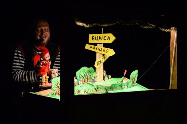 Teatrul „Puck” va oferi un spectacol la UNTOLD 2021