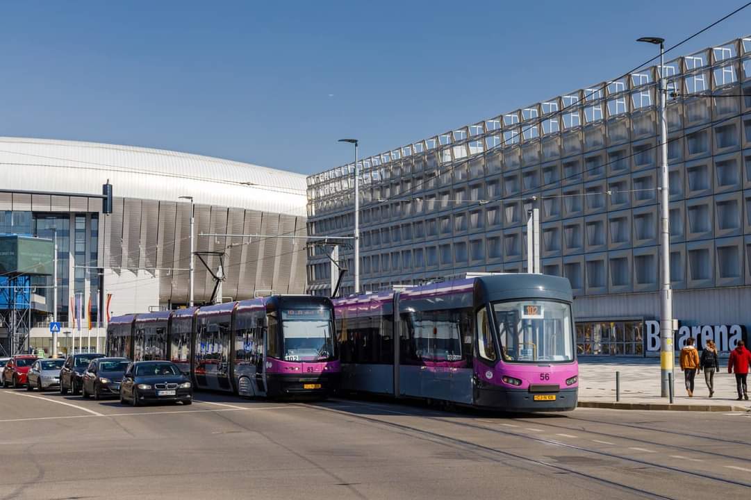 Made in Romania. 24 de tramvaie noi au ajuns la Cluj-Napoca, iar 20 dintre ele sunt în circulație