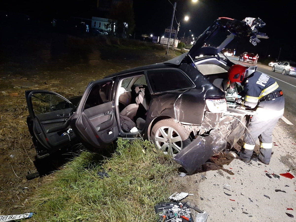 Accidentul produs pe DN 1C, în localitatea Jucu. Mai multe persoane au fost transportate la spital