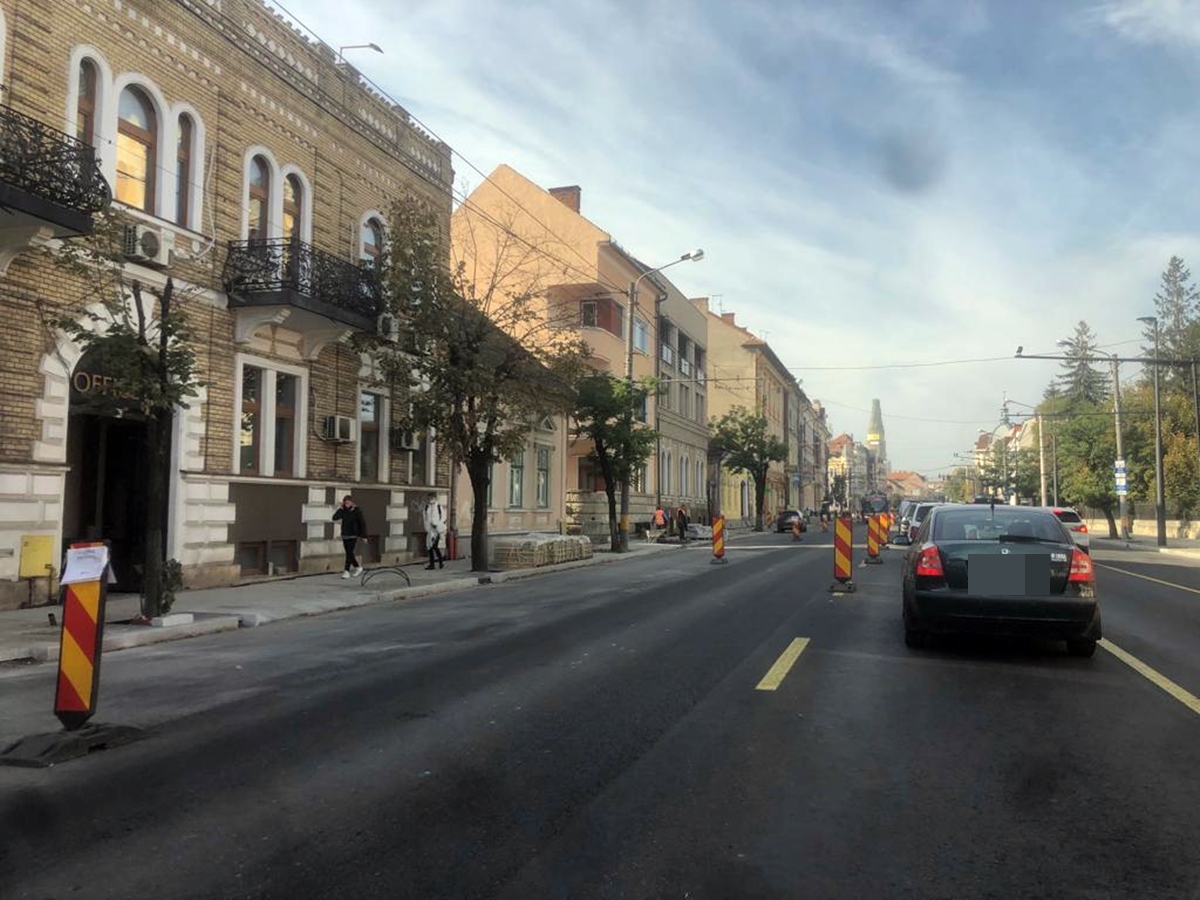 Emil Boc îi ”urăște” pe clujenii care au mașini. Traficul în Cluj Napoca a devenit un coșmar. B-dul 21 Decembrie locul de coșmar al clujenilor