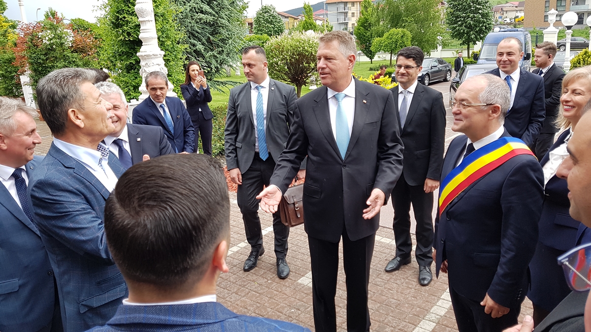 Emil Boc va fi premierul României? Primarul Clujului îi va trăda a doua oară pe clujeni?