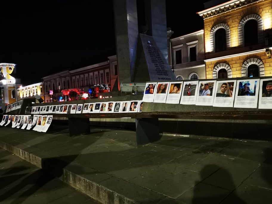 6 ani de la Colectiv! Victimele au fost comemorate sâmbătă seara în centrul Clujului