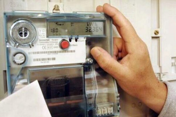 Veste bună pentru clujeni. Cum se vor compensa facturile la energie electrică și la gazele naturale. S-a luat decizia oficială