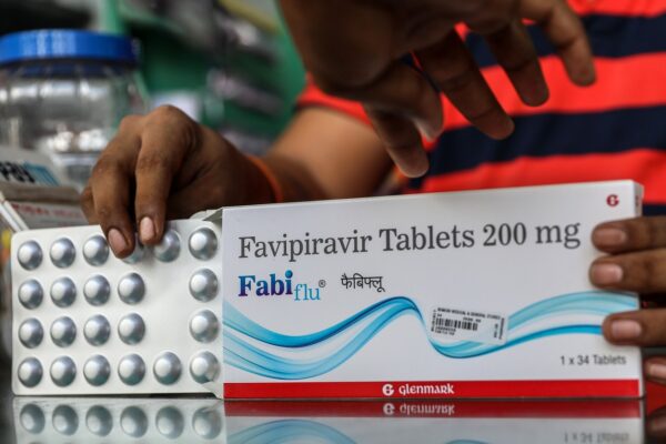 Terapia Cluj făcut o donație substanțială statului în medicamente pentru tratarea a 50.000 de bolnavi de COVID