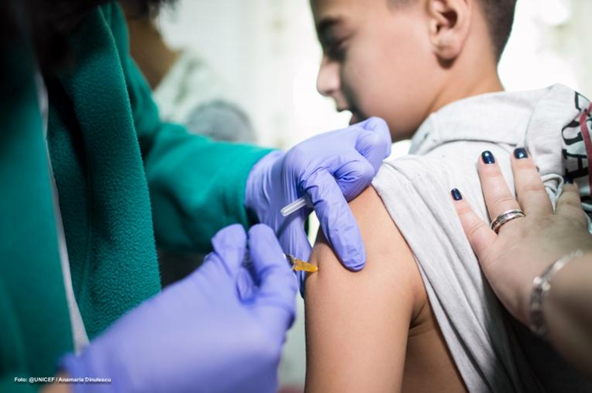 Vaccinul anti Covid 19 și reacțiile adverse la copii. Legende sau realitate? Ce spune cel mai cunoscut medic pediatru din România